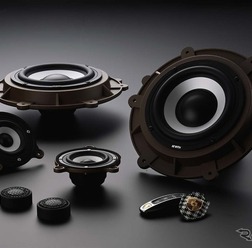 BEWITH Platinum Voice ポルシェ『 911』(992 系)対応モデル「Pt.992/6」※画像は製品イメージを表現したものです。キーは撮影用小物で製品には含まれません。
