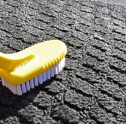洗車のついでが正解だった! フロアマットを洗うだけで車内の快適性が上がる~Weeklyメンテナンス~