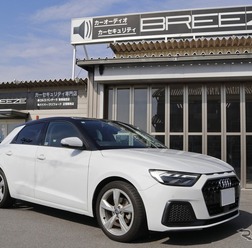 純正オーディオのまま音が激変、BREEZEのアウディA1が示す賢いシステムアップ［car audio newcomer］by BREEZE　後編