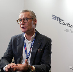 ポルシェジャパン イモー・ブッシュマン社長(10日、オートモビルカウンシル2026会場にて)