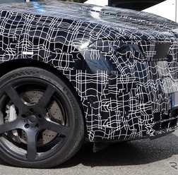 BMW iX5 M70 新型のプロトタイプ