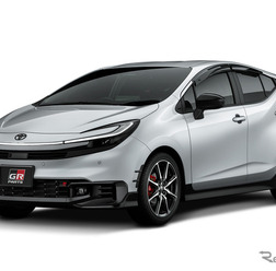 GRパーツを装着した新型トヨタ『アクア』