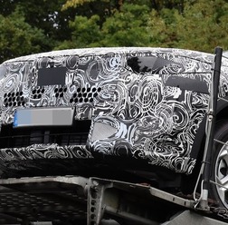 BMW X2 改良新型のプロトタイプ