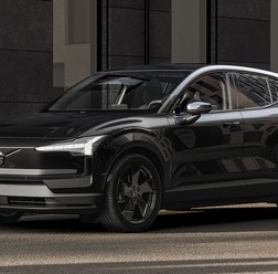 ボルボ EX30 Ultra P5 Long Range Electric Black Edition