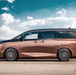 RAYS HOMURA 2×15R × NISSAN ELGRAND
