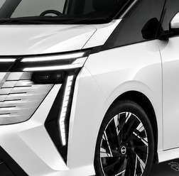 日産 セレナ 次期型の予想CG