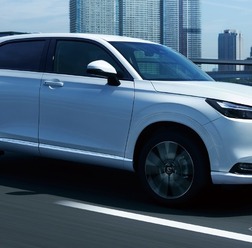 ホンダ・ヴェゼル 改良新型、e:HEV Z