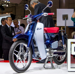 ホンダ スーパー カブ コンセプト（東京モーターショー15）
