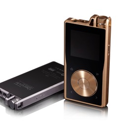 Questyle Audio QP1R フルディスクリート純A級アンプ搭載のポータブルハイレゾプレーヤー発売