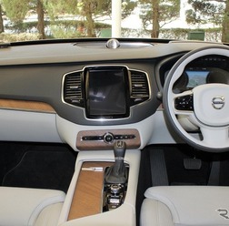 ボルボ XC90