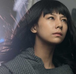 西内まりや主演『CUTIE HONEY -TEARS-』(C)2016「CUTIE HONEY -TEARS-」製作委員会