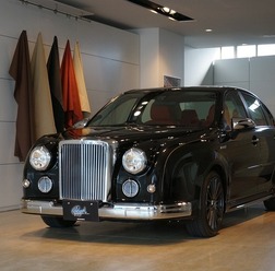 光岡自動車 リューギ ヤマト