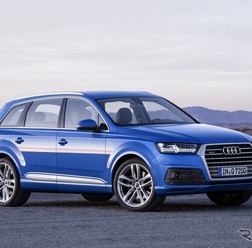 アウディ Q7