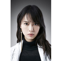 戸田恵梨香(弥海砂)/『デスノート2016』 (C)大場つぐみ・小畑健/集英社 (C)2016「DEATH NOTE」FILM PARTNERS