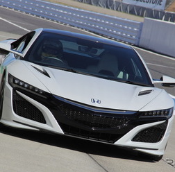 新型NSXが鈴鹿に初登場(鈴鹿ファン感謝デー16)