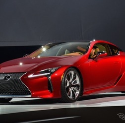 レクサス LC500(デトロイトモーターショー16)