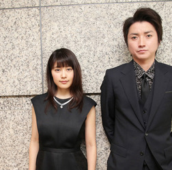 『僕だけがいない街』有村架純、藤原竜也/photo:Takashi Tokita