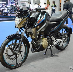 スズキ R150S BLACK HAWK