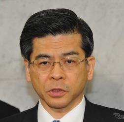 石井啓一国交相（8日・永田町）