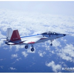 X-2(先進技術実証機)初飛行