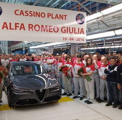 FCAのイタリア・カッシーノ工場で量産が開始されたアルファロメオ ジュリア 新型