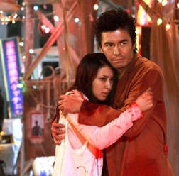 伊藤英明＆武井咲／『テラフォーマーズ』(C)貴家悠・橘賢一／集英社　(C)2016 映画「テラフォーマーズ」製作委員会