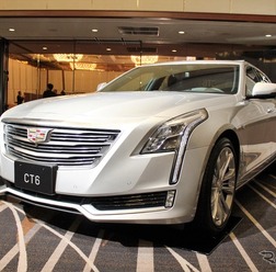 キャデラック CT6