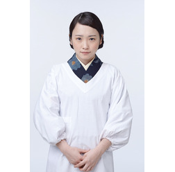 川栄李奈