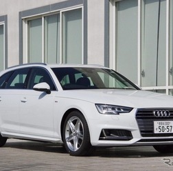 アウディ A4アバント 2.0TFSI スポーツ
