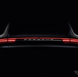 ポルシェ パナメーラ 次期型の予告イメージ