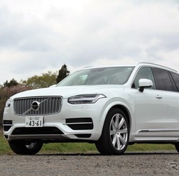 ボルボ XC90 T8