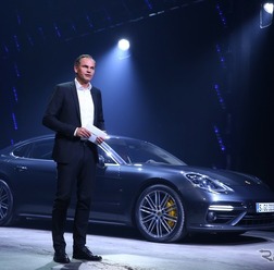 ポルシェ・スタイル社の副社長、ミヒャエル・マウアー氏