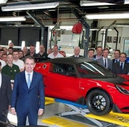 英国本社工場で生産が開始されたロータス エリーゼ カップ 250