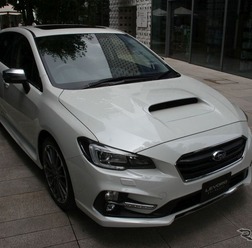 スバルレヴォーグ STI Sport