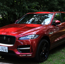 ジャガー F-PACE