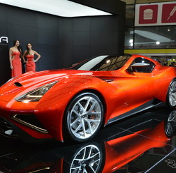 中国ICONA社の新型スーパーカー、ヴルカーノ