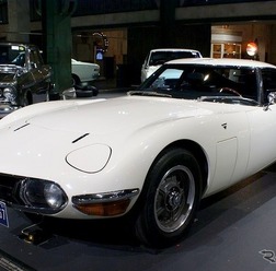 トヨタ 2000GT