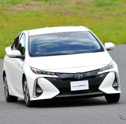 トヨタ プリウスPHV 新型