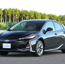 トヨタ プリウスPHV 新型