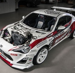 トヨタ 86 に日産 GT-R のエンジン移植したオーストラリアのStreetFX Motorsport