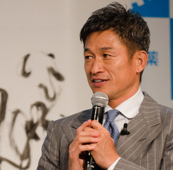 『リポビタンD』新CM発表会に三浦知良（横浜FC）が登壇（2016年9月13日）