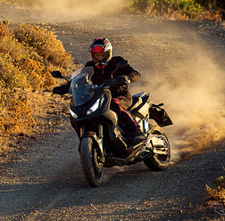 ホンダ X-ADV