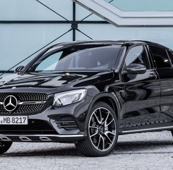 メルセデスAMG GLC 43 4MATICクーペ