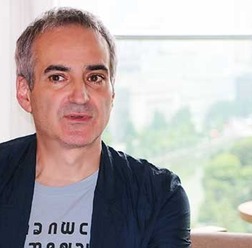 【シネマモード】フランス映画界の巨匠オリヴィエ・アサイヤスが語る“アクトレス”とは？