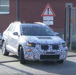 VW ポロ SUVスクープ動画