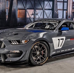 フォード マスタングGT4
