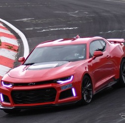 新型シボレー カマロ ZL1がニュルアタック