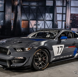 新型フォード マスタングGT4