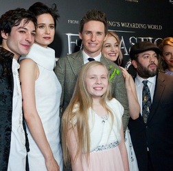 『ファンタスティック・ビーストと魔法使いの旅』(C) 2016 Warner Bros. Ent. All Rights Reserved. Harry Potter and Fantastic Beasts Publishing Rights (C) JKR.