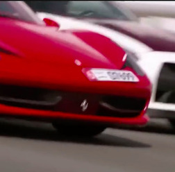 【動画】日産GT-Rポリス vs フェラーリ458 in ドバイ！緊迫のラストシーンへ